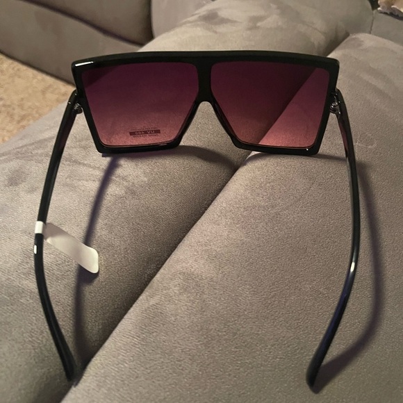 Fashion Nova Accessories - Stylish Black and Pink Sunglasses